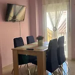 Encantador, Tranquilo Y Centrico 아파트